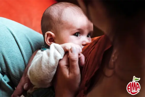  آموزش شیردادن به نوزاد